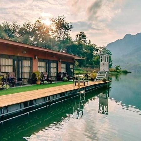Ou River House Nong Khiaw ภายนอก รูปภาพ