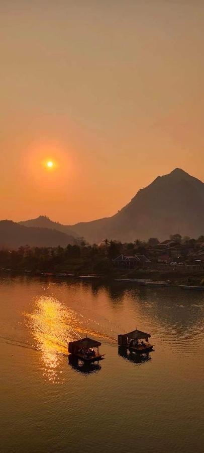 Ou River House Nong Khiaw ภายนอก รูปภาพ