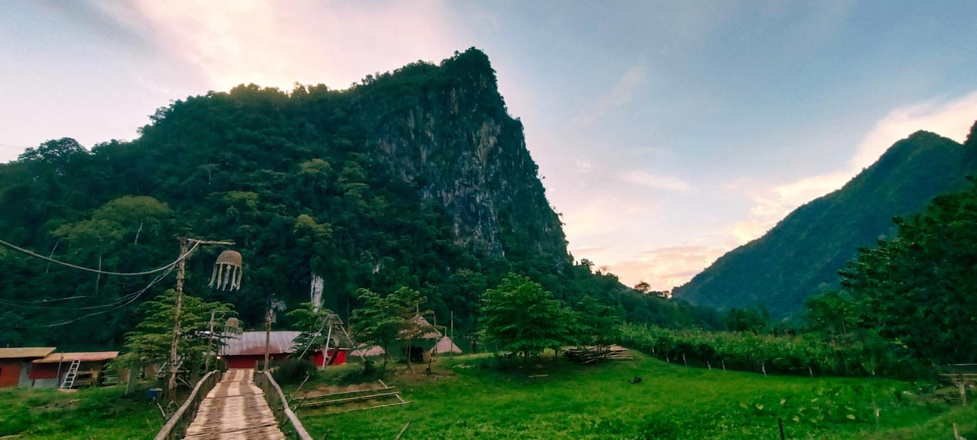 Ou River House Nong Khiaw ภายนอก รูปภาพ
