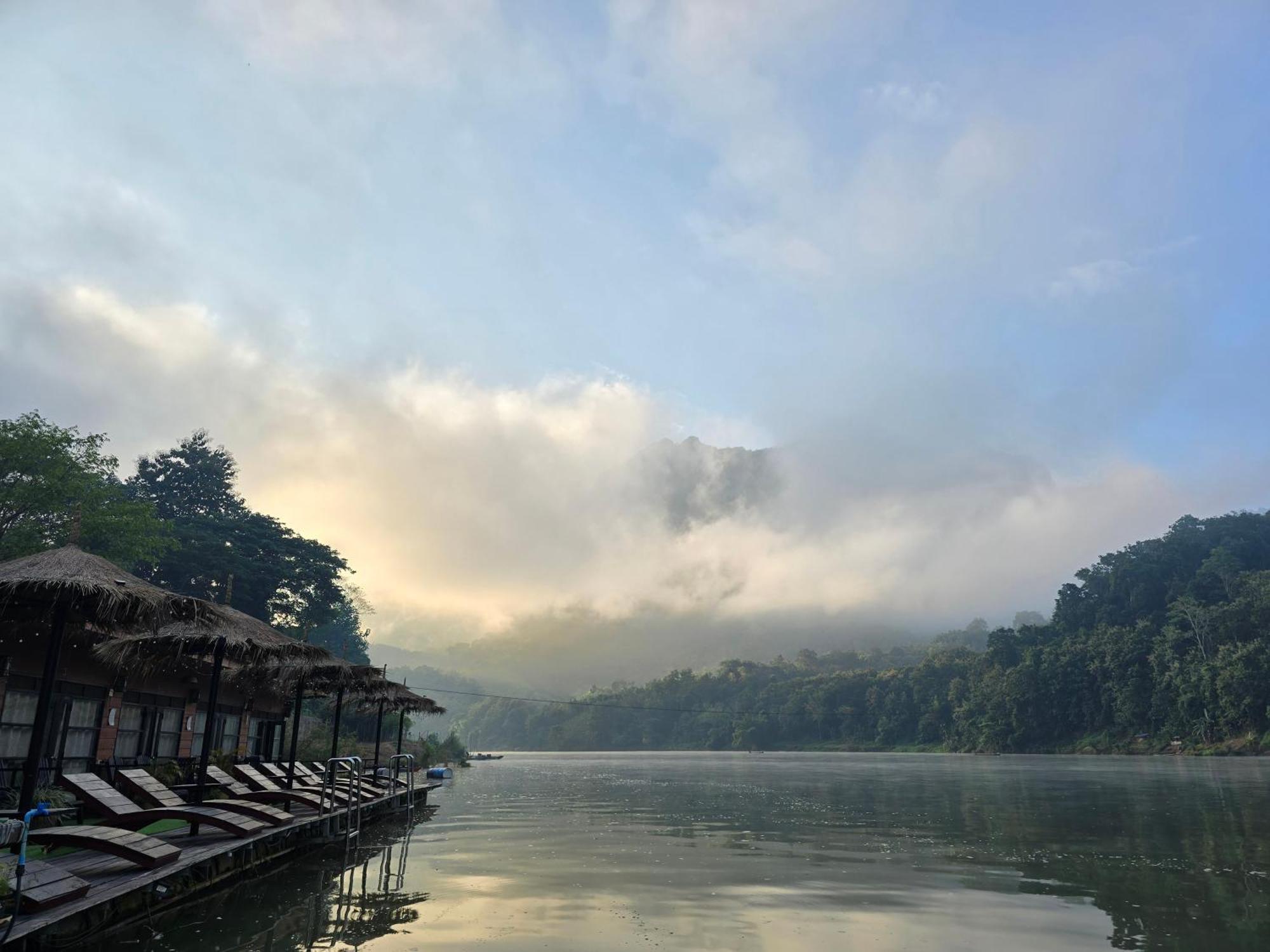 Ou River House Nong Khiaw ภายนอก รูปภาพ