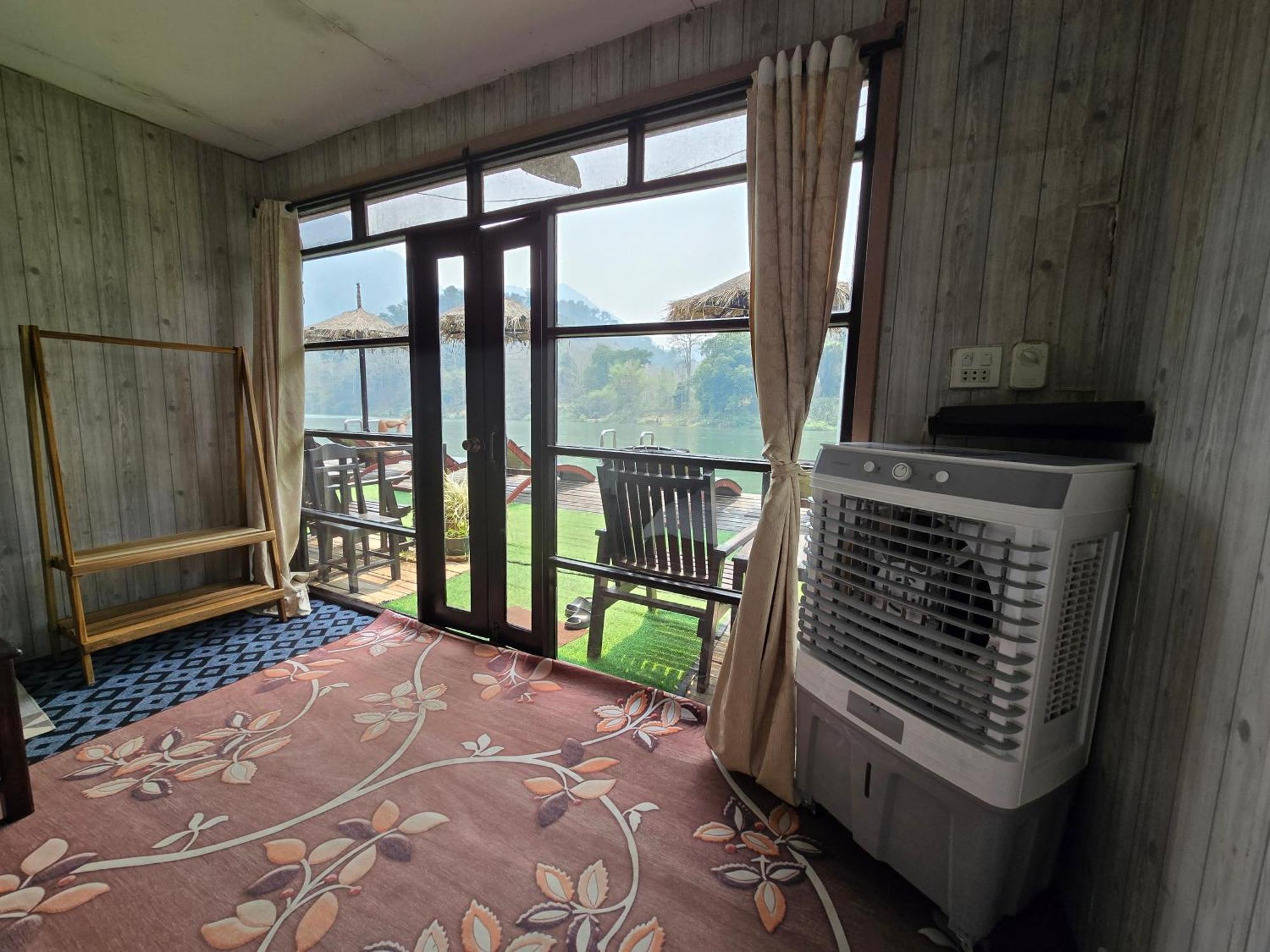 Ou River House Nong Khiaw ภายนอก รูปภาพ